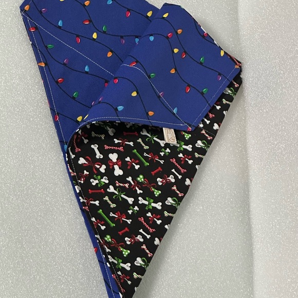 Handmade Stylish Pet Critter Capes - Picture 15 of 16